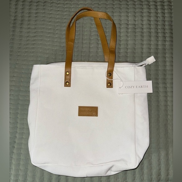 cozy earth Handbags - Cozy Earth tote bags (there are two). Both of them for the prices of one!!
